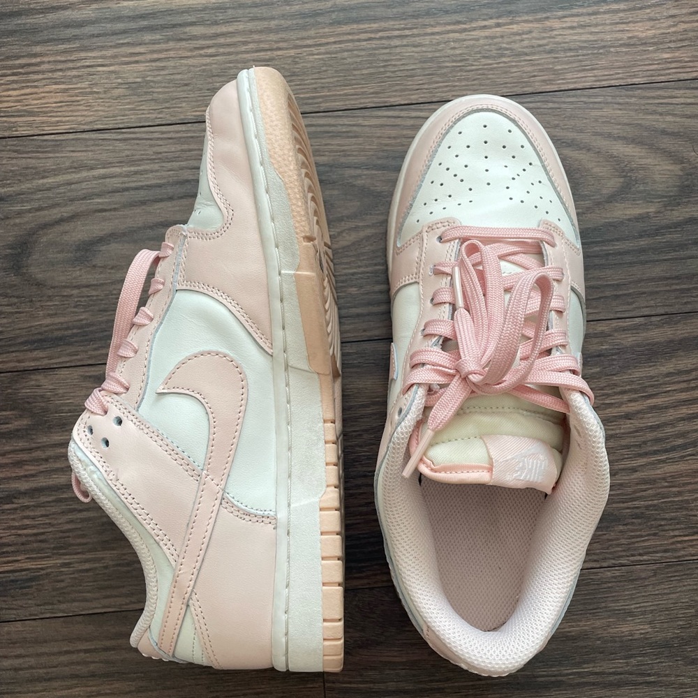 Nike dunk low orange pearl